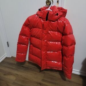 TNA SUPER PUFF LAQUAR WOMENS GLOSSY RED SIZE XS NEW